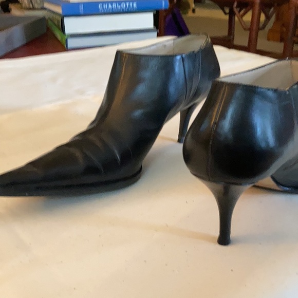Designer high heel shoe boot. Made in Italy size is 11. - Picture 3 of 3